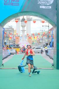 BIB: 
                            <button type="button" onclick="openModal(21761900)" class="btn btn-primary btn-sm float-right btn-popup" data-toggle="modal" data-target=".modal-high-quality">
                        <i class="fas fa-shopping-cart"></i> Add to Cart
                    </button>
                                            <button type="button" onclick="isThisMe(21761900, true)" class="btn btn-success btn-sm float-right btn-popup btn-isme hidden" data-toggle="tooltip" data-placement="bottom" title="นี่คือรูปของคุณใช่ไหม คลิกที่นี่เพื่อเอาเข้าอัลบั้ม">
                        <i class="fas fa-plus"></i> Add to album
                    </button>
                    <button type="button" onclick="isThisMe(21761900, false)" class="btn btn-warning btn-sm float-right btn-popup btn-isnotme hidden">
                        <i class="fas fa-ban"></i> Remove from album
                    </button>